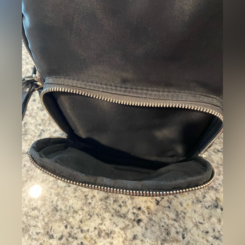 Small black backpack - Picture 2 of 4